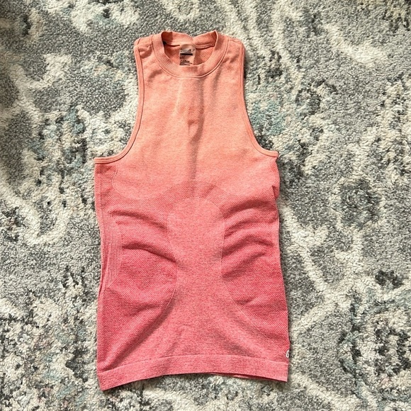 Gymshark Seamless Tank Top - Picture 1 of 9